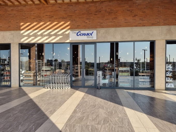 The Consol Shop Cornubia Mall Visita